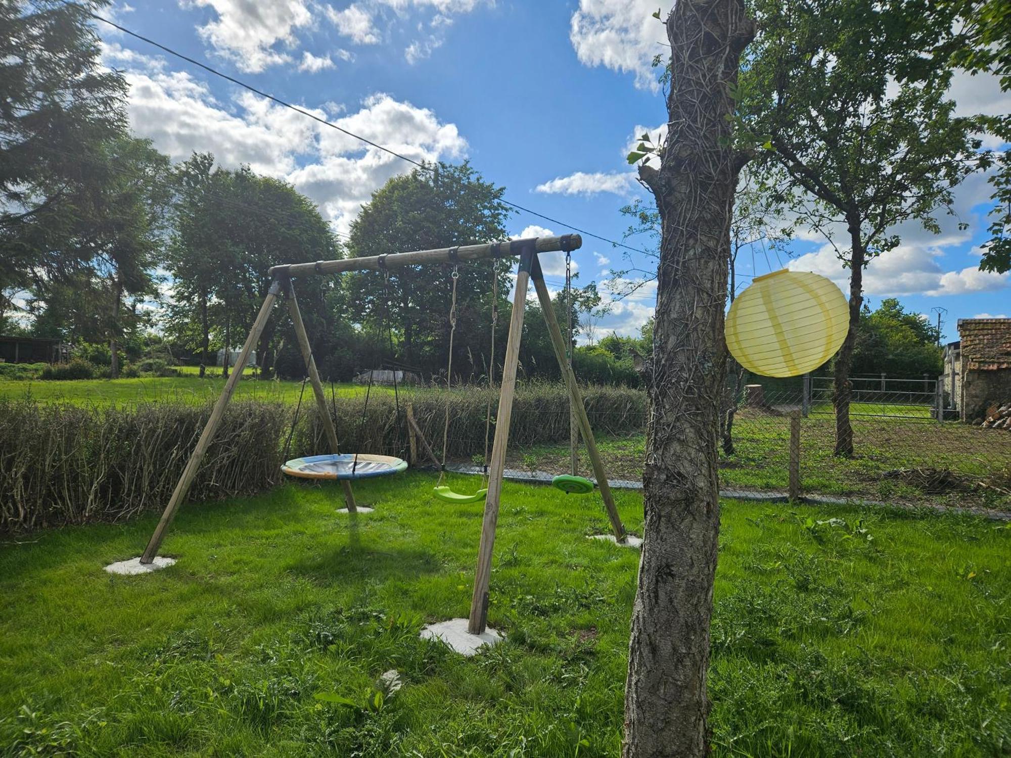 L'Escapade, Maison De Campagne Etienville エクステリア 写真